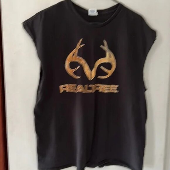 Sleeveless Shirt Bundle - Picture 4 of 4